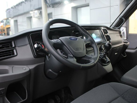2023 Ford Transit, чёрный - вид 10