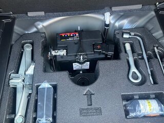 2019 Nissan Note e-Power II Рестайлинг, серый, 1600000 рублей, вид 4