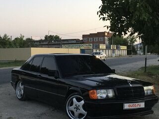 1984 Mercedes-Benz 190 (W201), чёрный, 1100000 рублей, вид 3