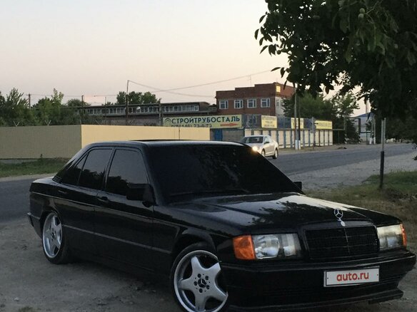 1984 Mercedes-Benz 190 (W201), чёрный, 1100000 рублей - вид 2