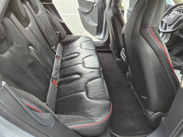2014 Tesla Model S S85 I, серебристый, 2200000 рублей - вид 12