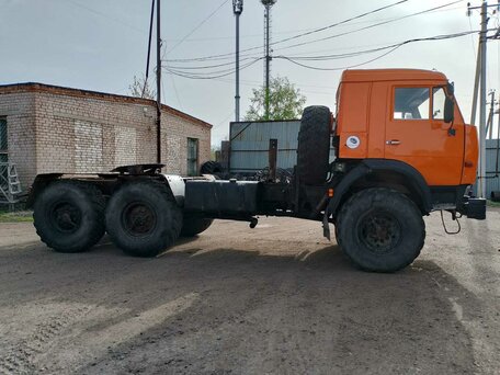 2012 КамАЗ 43118, оранжевый, 2100000 рублей, вид 4