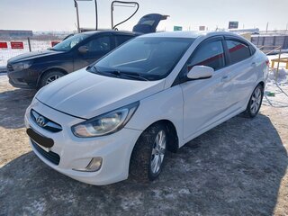 2012 Hyundai Solaris I, белый, 780000 рублей, вид 1