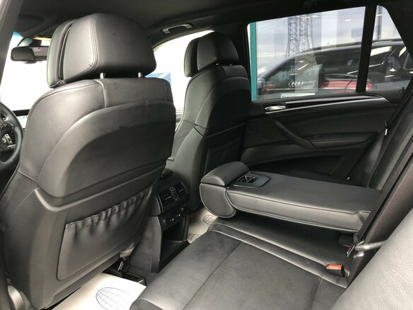 2013 BMW X5 50i II (E70) Рестайлинг, белый - вид 16