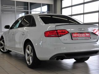 2011 Audi A4 IV (B8), белый, 2000000 рублей, вид 5