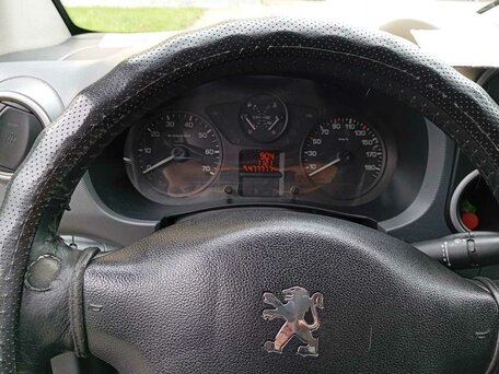2012 Peugeot Partner, белый, 430000 рублей, вид 5