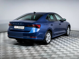 2021 Skoda Octavia IV (A8), синий, 1399999 рублей, вид 5