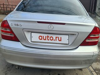 2001 Mercedes-Benz C-Класс 180 II (W203), серебристый, 420000 рублей, вид 3