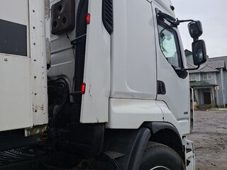 2006 Renault Premium, белый, 1580000 рублей, вид 3