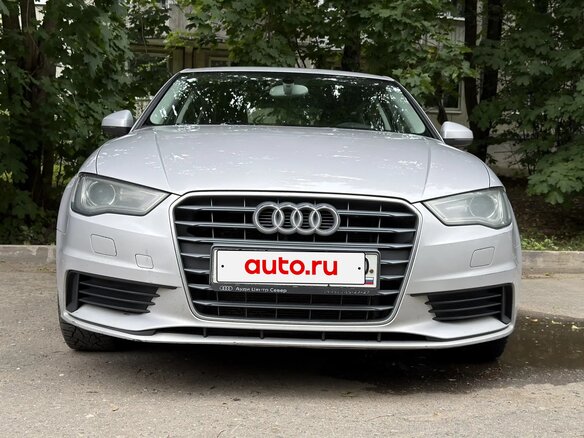 2015 Audi A3 III (8V), серый, 1150000 рублей - вид 2