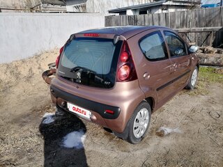 2013 Peugeot 107 I Рестайлинг 2, бежевый, 680000 рублей, вид 4