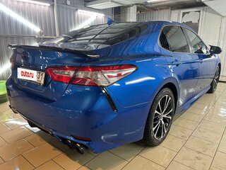 2018 Toyota Camry US Market VIII (XV70), синий, 2690000 рублей, вид 5