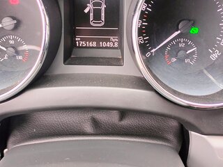 2013 Skoda Yeti I, белый, 950000 рублей, вид 4