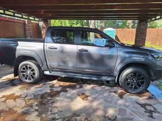 2021 Toyota Hilux VIII Рестайлинг 2, серый, 5450000 рублей, вид 3