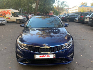 2019 Kia Optima IV Рестайлинг, синий, 1700000 рублей, вид 3