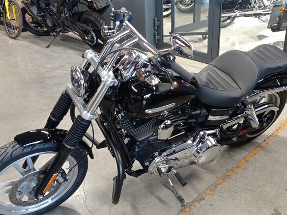 2010 Harley-Davidson Dyna Super Glide, чёрный, 800000 рублей - вид 5