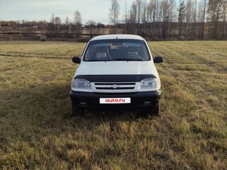 2003 Chevrolet Niva I, белый, 190000 рублей, вид 2