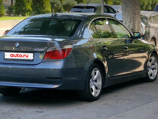 2004 BMW 5 серии 525i V (E60/E61), серый, 800000 рублей, вид 2