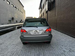 2001 Toyota Harrier I (XU10) Рестайлинг, серый, 695000 рублей, вид 5