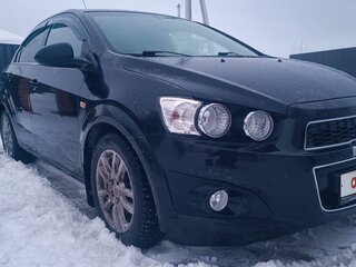2014 Chevrolet Aveo II, чёрный, 600000 рублей, вид 5