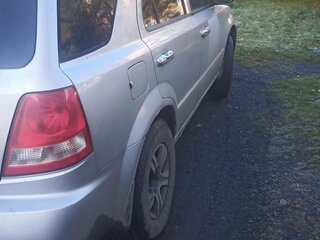 2004 Kia Sorento I, серебристый, 600000 рублей, вид 2