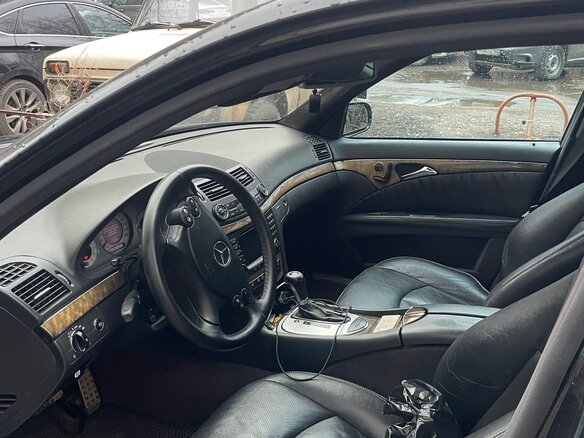 2005 Mercedes-Benz E-Класс 350 III (W211, S211), чёрный, 1000000 рублей - вид 6