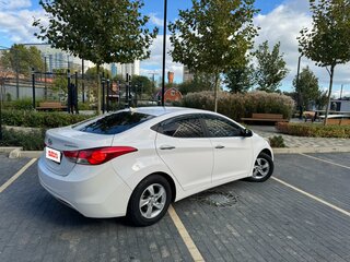 2012 Hyundai Avante V, белый, 770000 рублей, вид 2