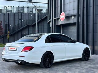 2016 Mercedes-Benz E-Класс 200 V (W213, S213, C238), белый, 2900000 рублей, вид 4