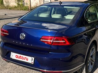 2017 Volkswagen Passat B8, синий, 1750000 рублей, вид 5