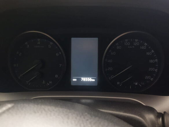 2016 Toyota RAV4 IV (XA40) Рестайлинг, белый, 3000000 рублей - вид 6