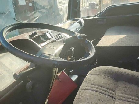 2010 Foton Auman BJ10xx, красный, 390000 рублей, вид 3