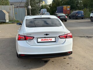 2018 Chevrolet Malibu IX Рестайлинг, белый, 1180000 рублей, вид 5