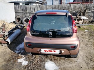2013 Peugeot 107 I Рестайлинг 2, бежевый, 680000 рублей, вид 5