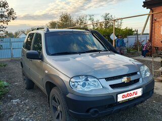 2018 Chevrolet Niva I Рестайлинг, серый, 1000000 рублей, вид 3