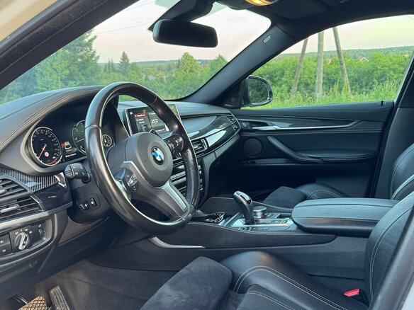 2019 BMW X6 30d II (F16), белый, 3990000 рублей - вид 6