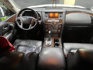 2010 Nissan Patrol VI (Y62), белый, 1390000 рублей, вид 3