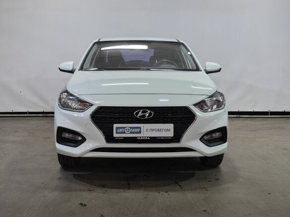 2017 Hyundai Solaris II, белый - вид 1