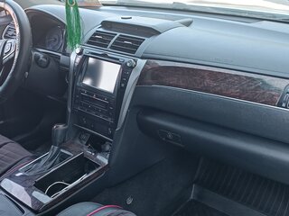 2017 Toyota Camry VII (XV50) Рестайлинг, белый, 2000000 рублей, вид 4