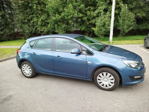 2013 Opel Astra J Рестайлинг, синий - вид 3