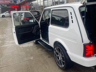 2019 Lada (ВАЗ) 2121 (4x4) Urban I Рестайлинг (2020), белый, 770000 рублей, вид 4