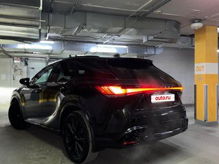 2023 Lexus RX 500h V, чёрный, 10800000 рублей, вид 3