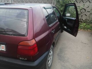 1992 Volkswagen Golf III, красный, 290000 рублей, вид 5