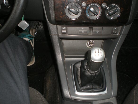 2007 Ford Focus II, красный, 550000 рублей - вид 5