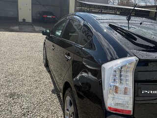2011 Toyota Prius III (XW30), чёрный, 950000 рублей, вид 5
