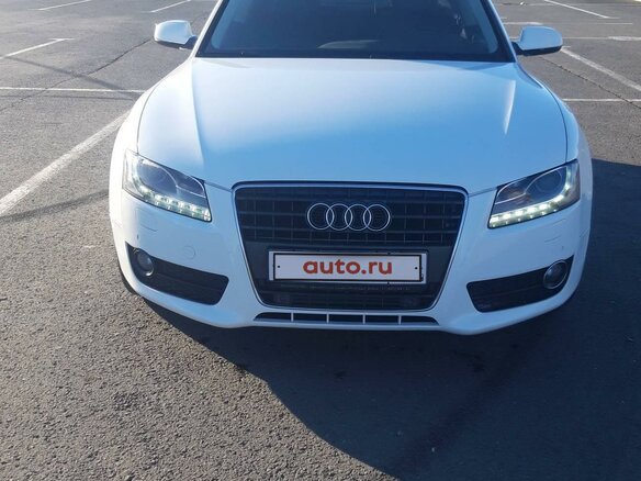 2011 Audi A5 I (8T), белый