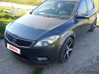 2010 Kia Ceed I Рестайлинг, серебристый, 850000 рублей, вид 1