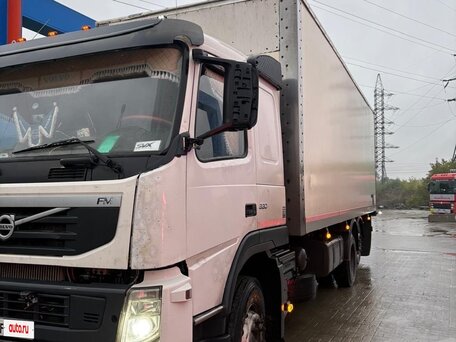 2012 Volvo FM, белый, 3400000 рублей, вид 3