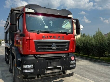 2023 Sinotruk Sitrak C7H, пурпурный, 6750000 рублей, вид 1