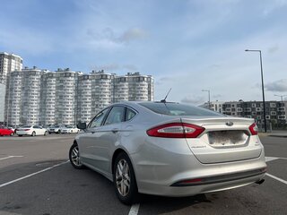 2016 Ford Fusion (North America) II, серебристый, 1200000 рублей, вид 5