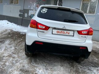 2011 Mitsubishi ASX I, белый, 899000 рублей, вид 3